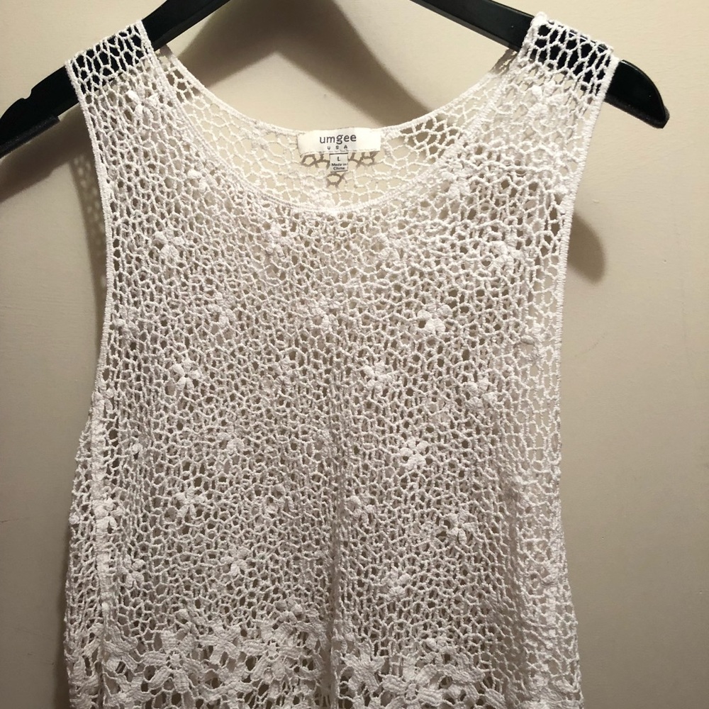 UMGEE white crochet tank ⚪️